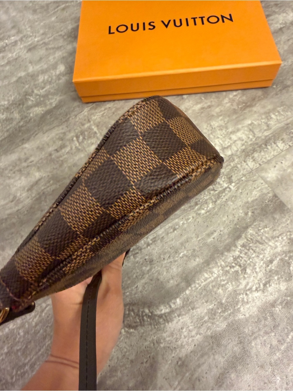 Louis Vuitton Damier Ebene Pochette Accessoires NM - Picture 5 of 15